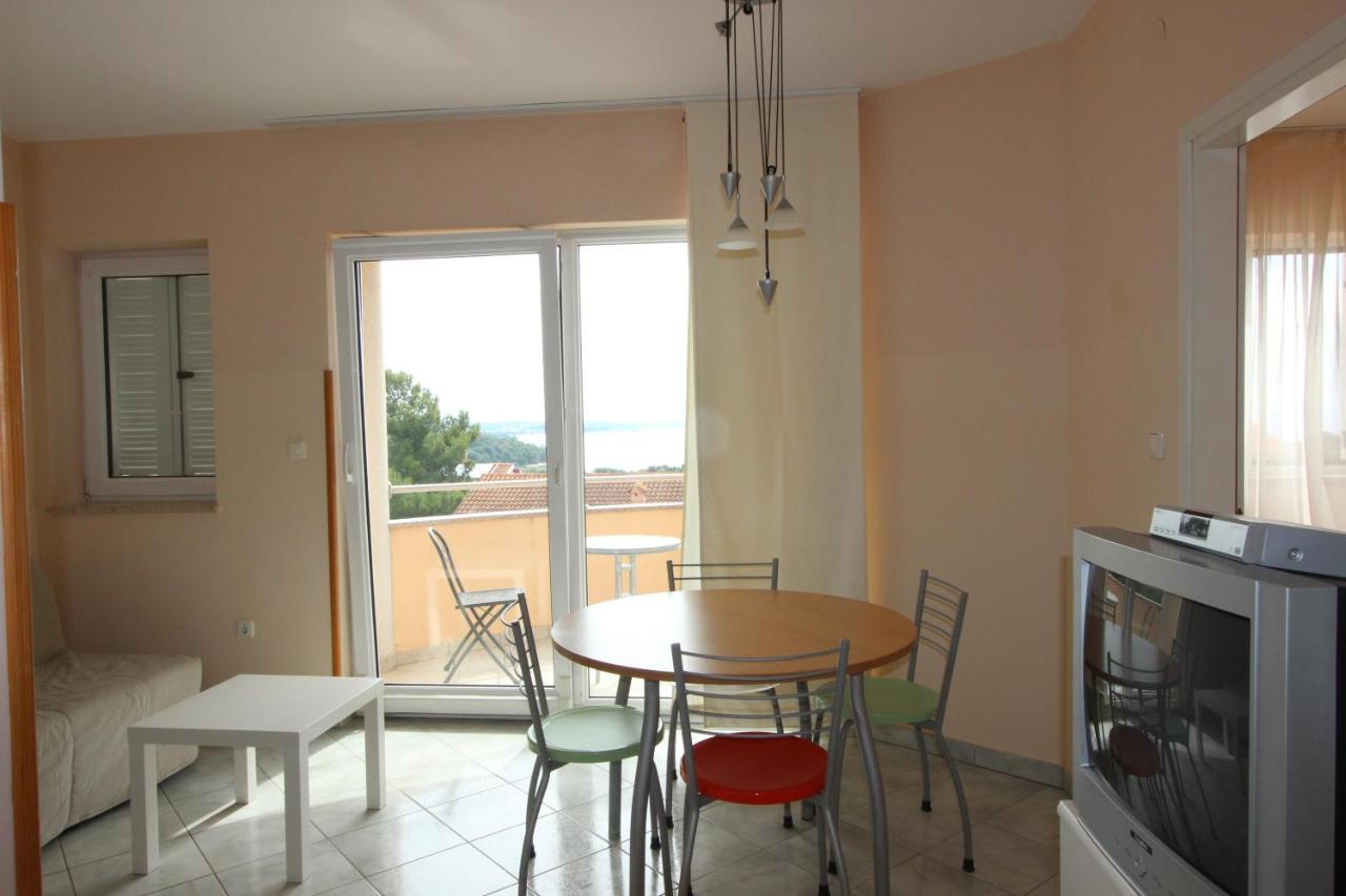 Apartments Miriam Премантура Екстериор снимка