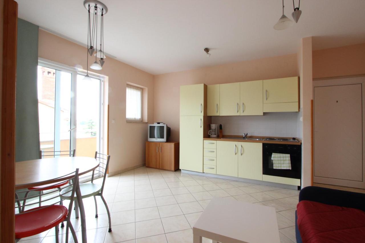 Apartments Miriam Премантура Екстериор снимка