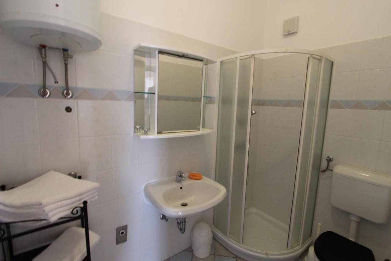 Apartments Miriam Премантура Екстериор снимка