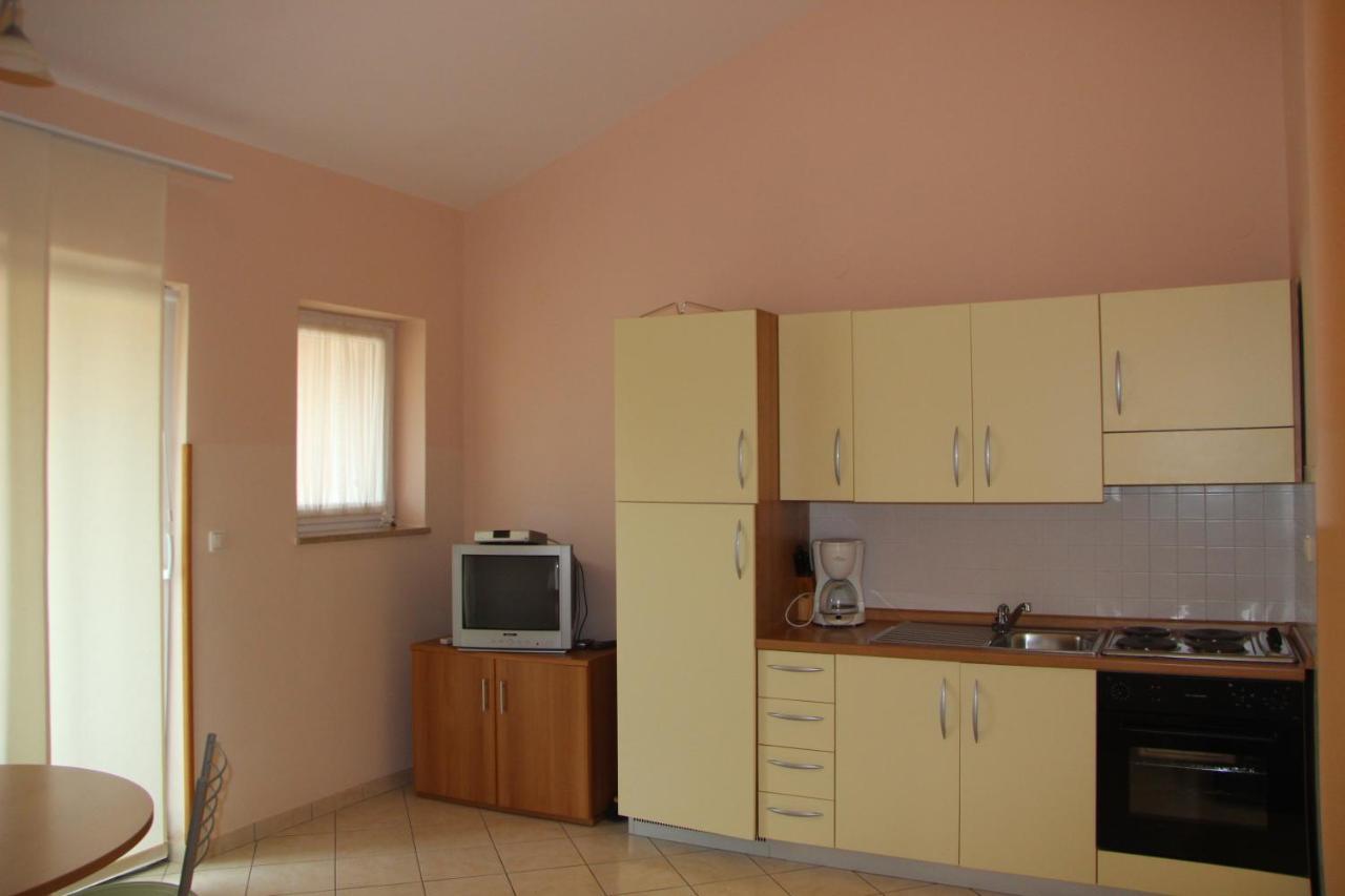 Apartments Miriam Премантура Екстериор снимка